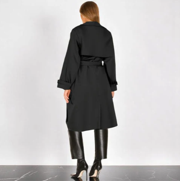 ELEGANTE TRENCH DALLO STILE SENZA TEMPO